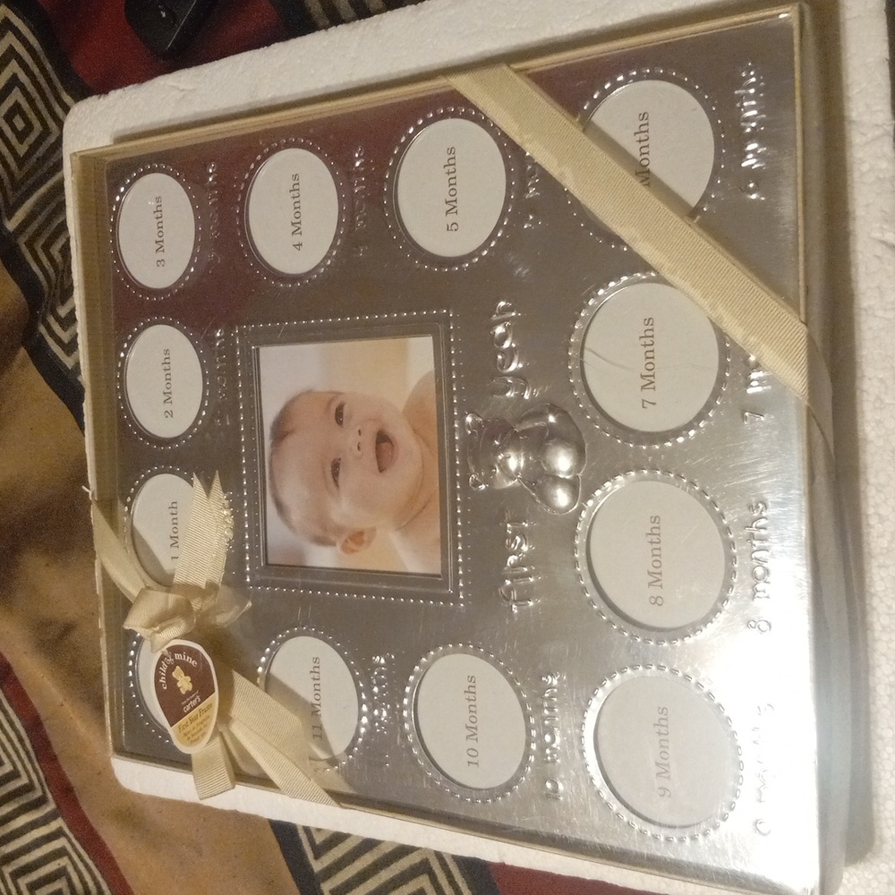 Cild of mine first year baby frame 2009 the William Carter company